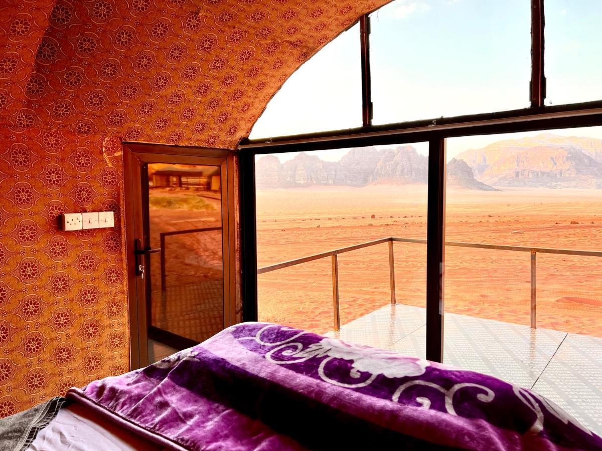 Wadi Rum Shooting Stars Camp Bagian luar foto